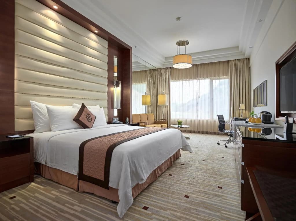 Royal Halong Hotel - photo 33