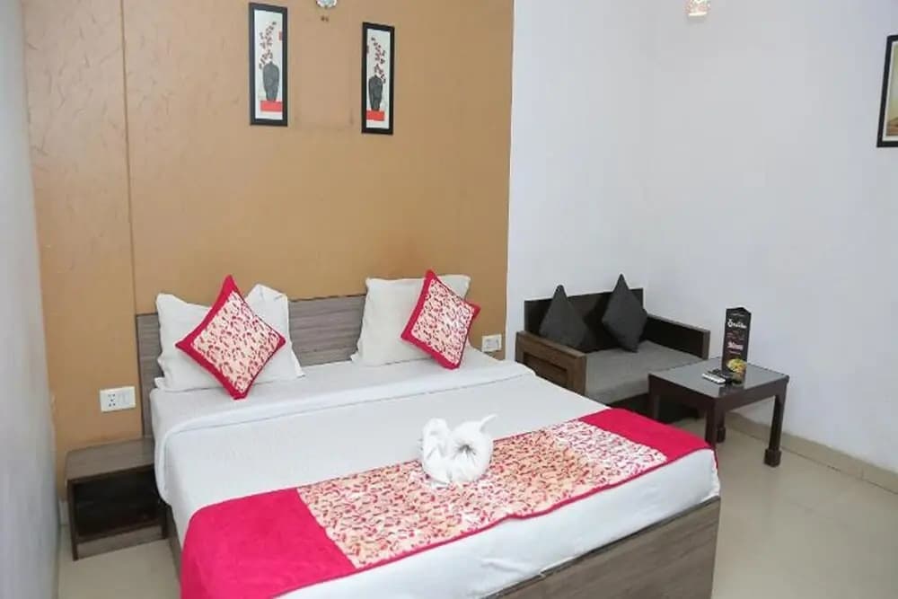 Hotel Om Paradise Near IGI Delhi Airport - photo 45