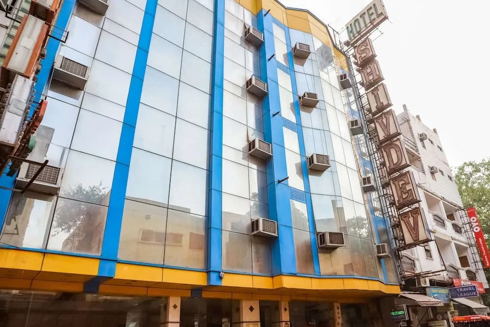OYO 46221 Hotel Shiv Dev International - photo 1