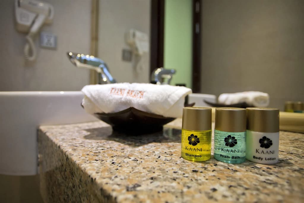 Kaani Beach Hotel - photo 10
