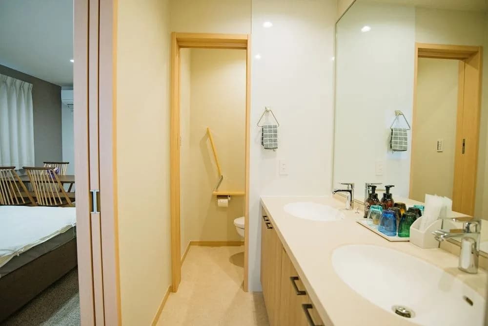 Tokyo Lai's House - photo 8