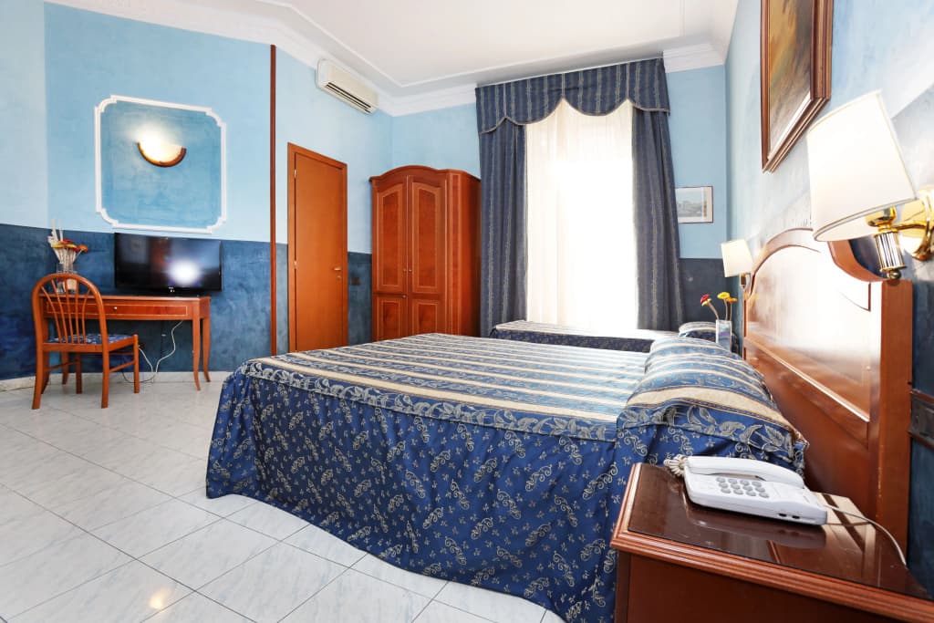 Hotel Rimini - photo 4