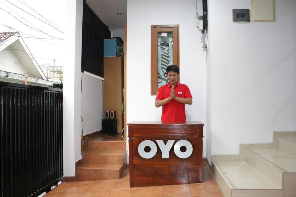 OYO 245 Juana 21 - photo 16