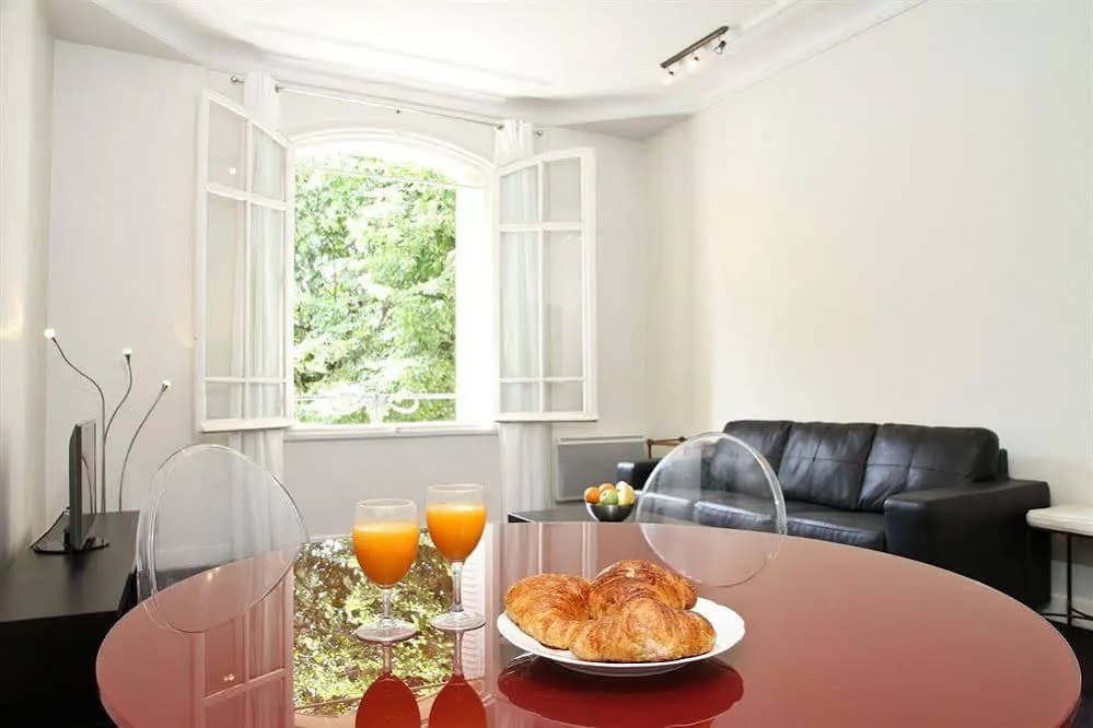 Private Apartments - Eiffel Tower - Champs de Mars - photo 9
