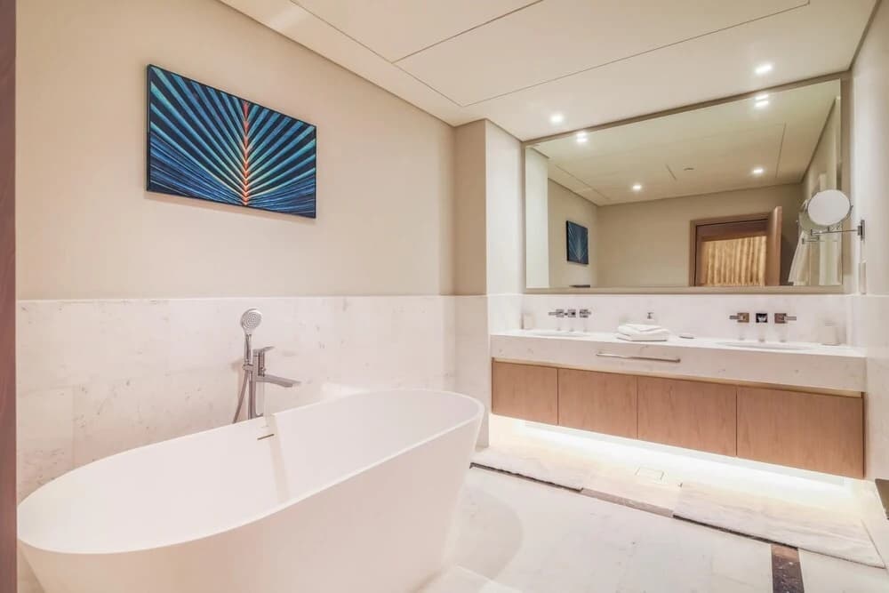 Enjoy Your Stay With Spectacular Views of the Palm - photo 10