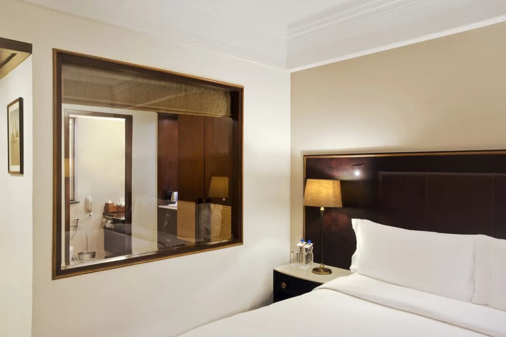 Eros Hotel New Delhi by IHG - photo 3