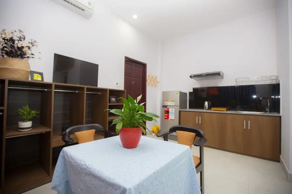Madam Lee Apartment - main photo