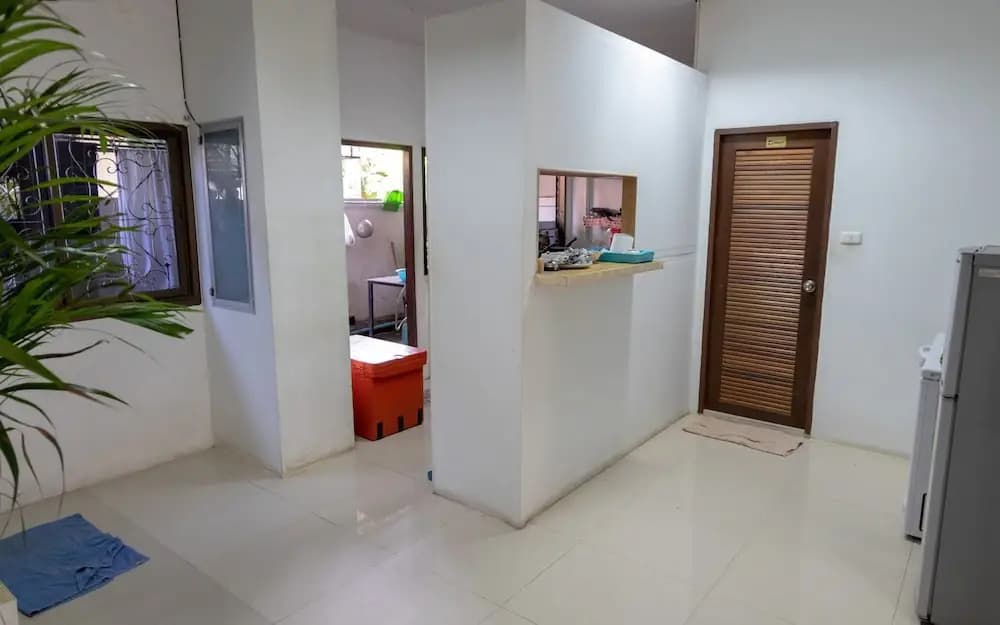 P & T Hostel - photo 11