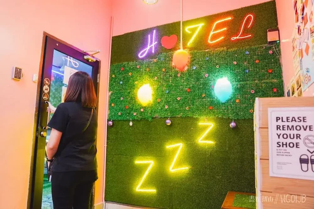 Zzz Sleep Mode Capsule - photo 15