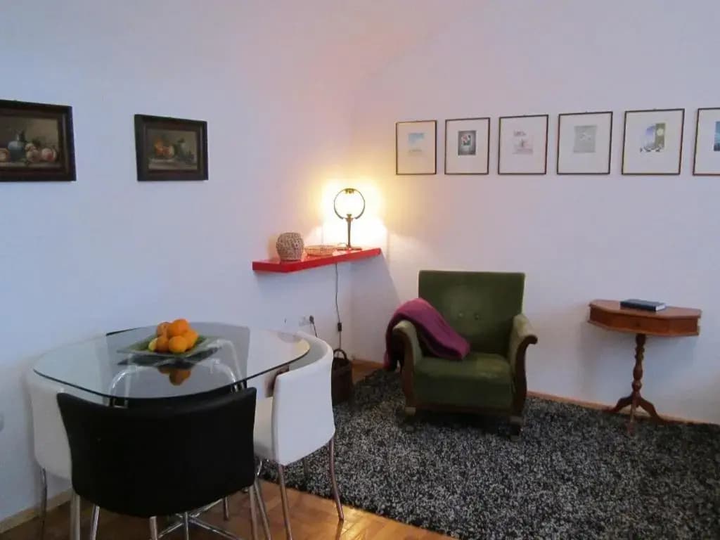 Toldi Apartman - photo 2