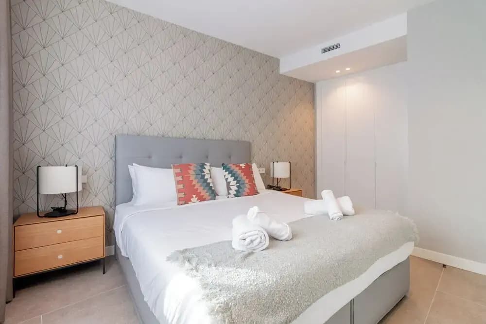 Home Art Apartments Bernabéu - photo 5