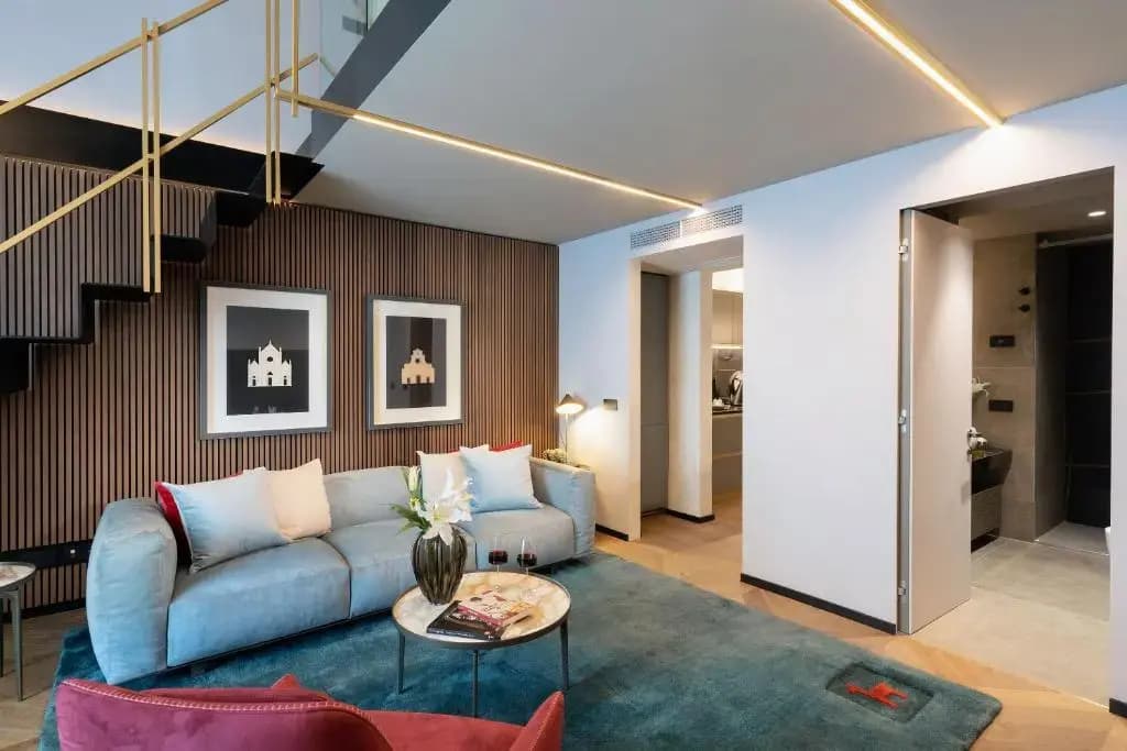 Arts & Crafts Apartments - photo 1