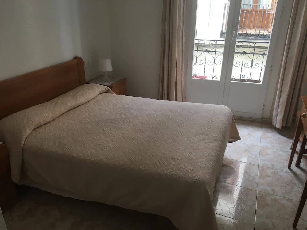 Hostal Casanova - photo 5