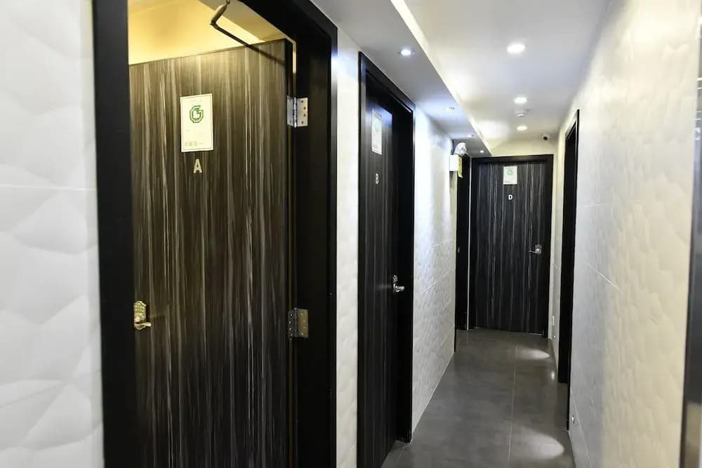 Star Hotel - photo 11