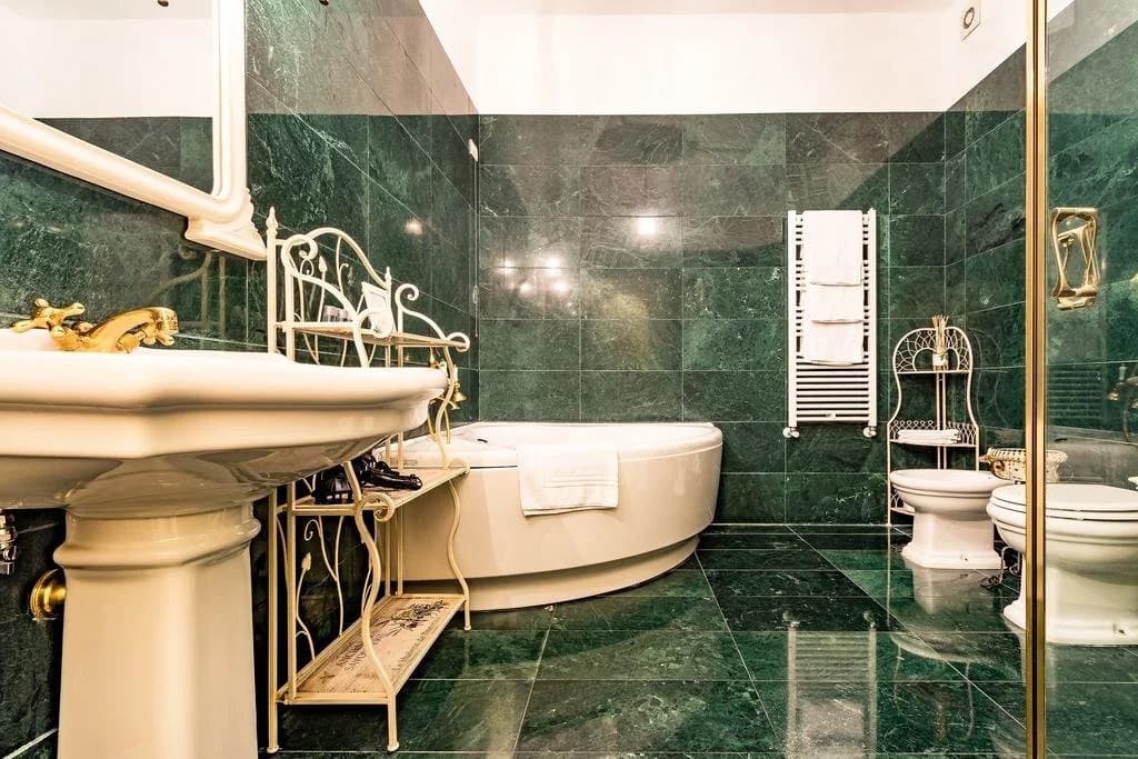 Glamour Apartments - photo 14