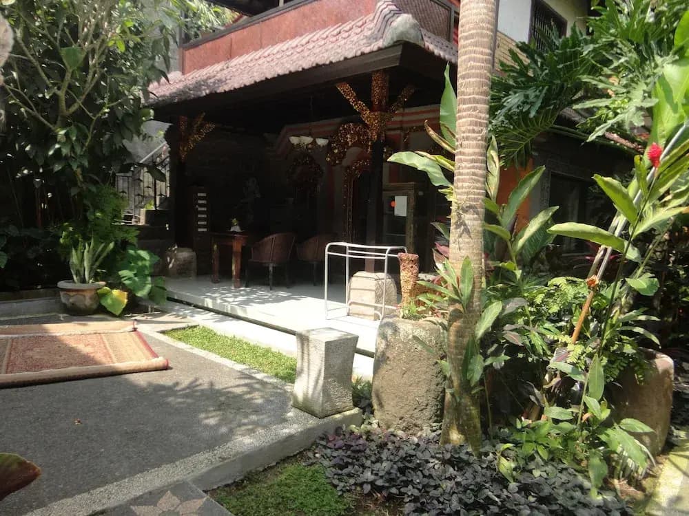 Airy Ubud Monkey Forest Bali - photo 18