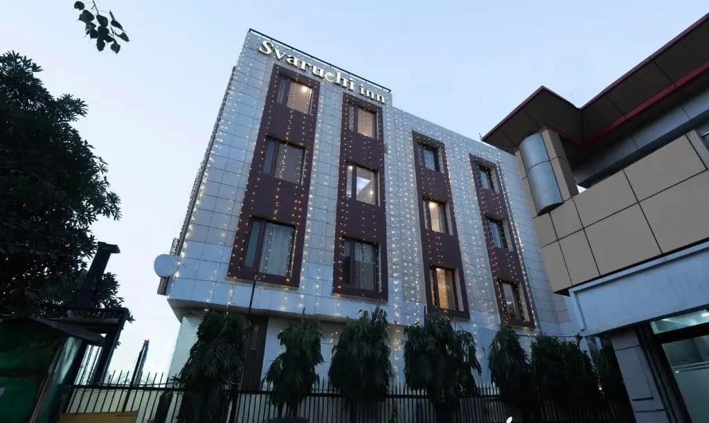 Itsy Hotels Svaruchi Inn - photo 1