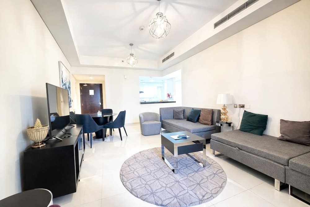 Beachfront Apartment - photo 15