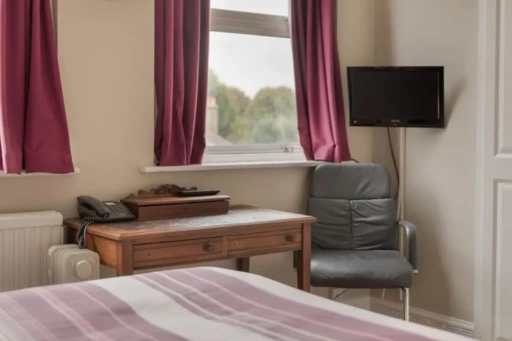 Brook Hotel - photo 4