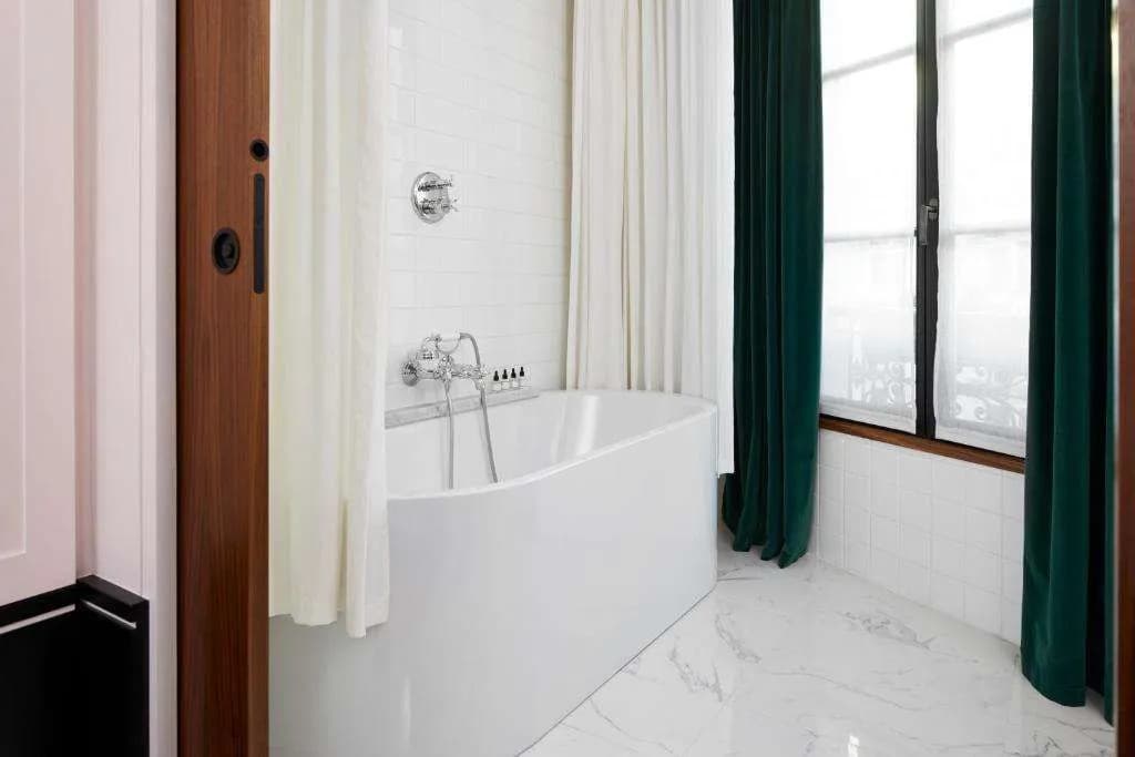 Le Roch Hotel & Spa - photo 47