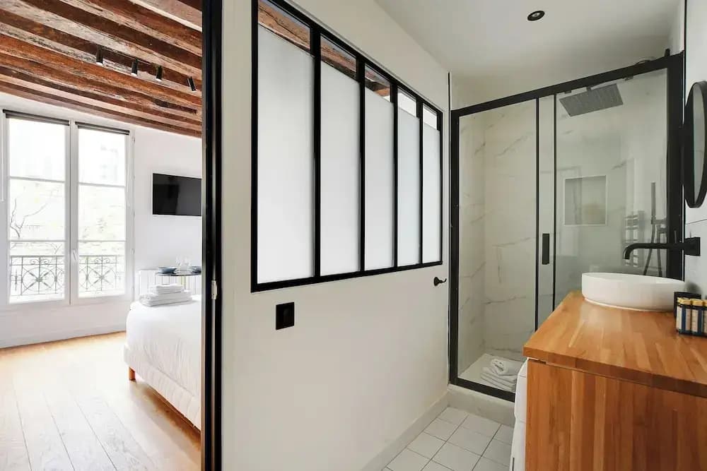 Chic Studio A/C - 2P - Le Marais - photo 1