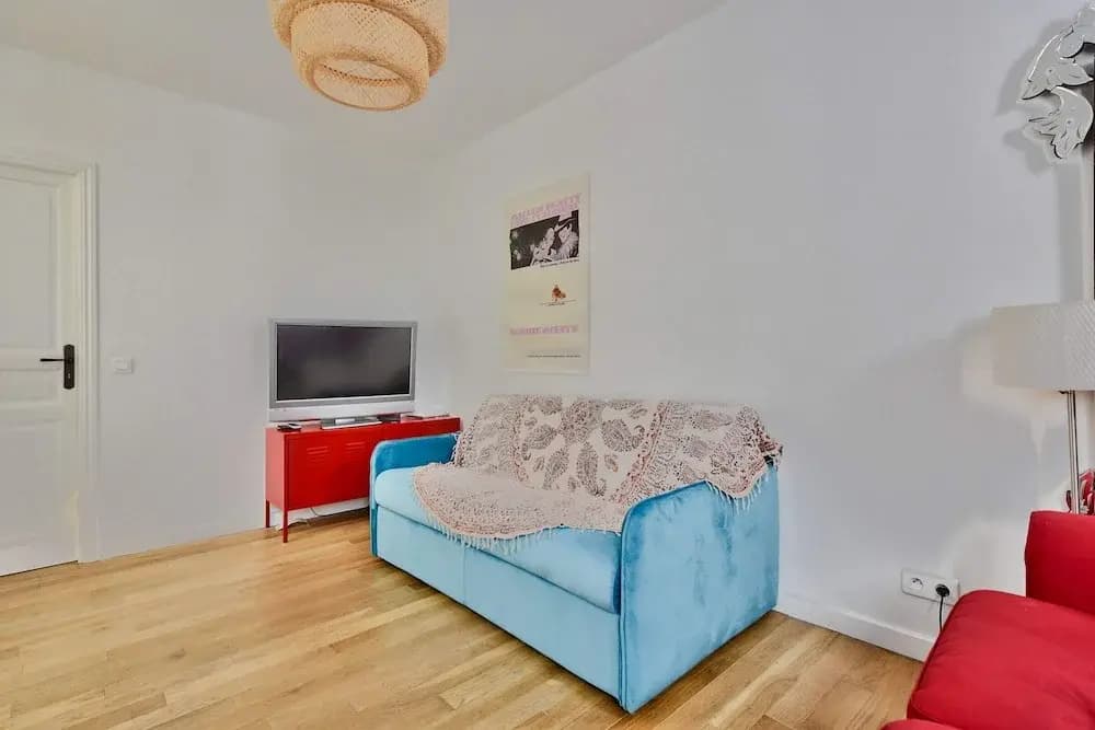 Superb Apartment at the Foot of the Sacré-coeur - photo 5