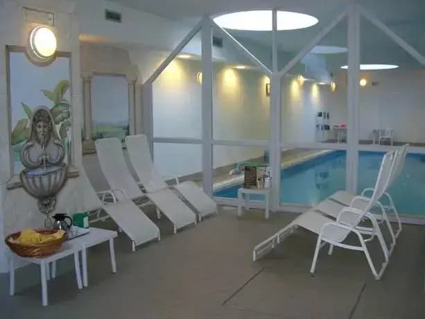 Wanderers Inn West - photo 36
