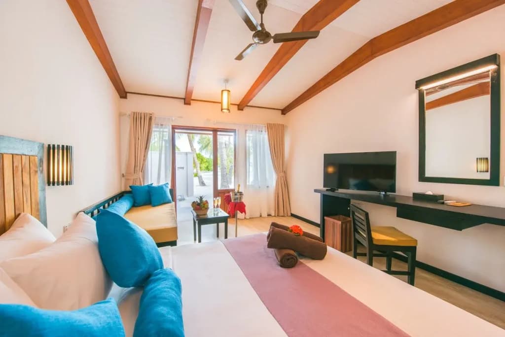 Fun Islands Resort - Maldives - photo 9