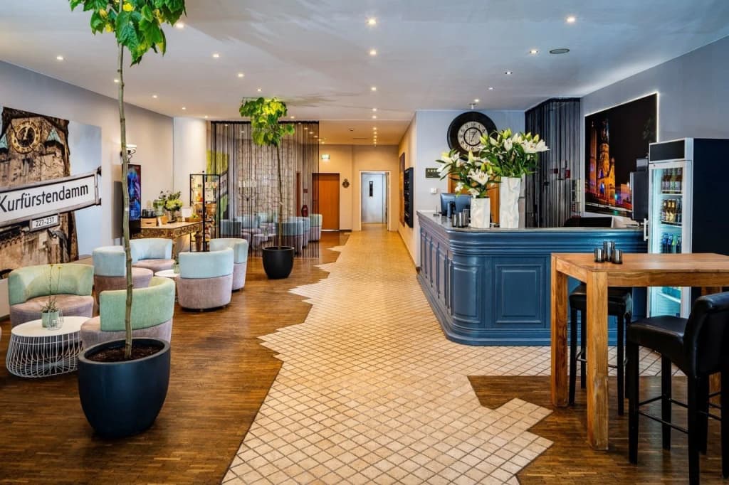 Hotel Chateau Kurfürstendamm - photo 2