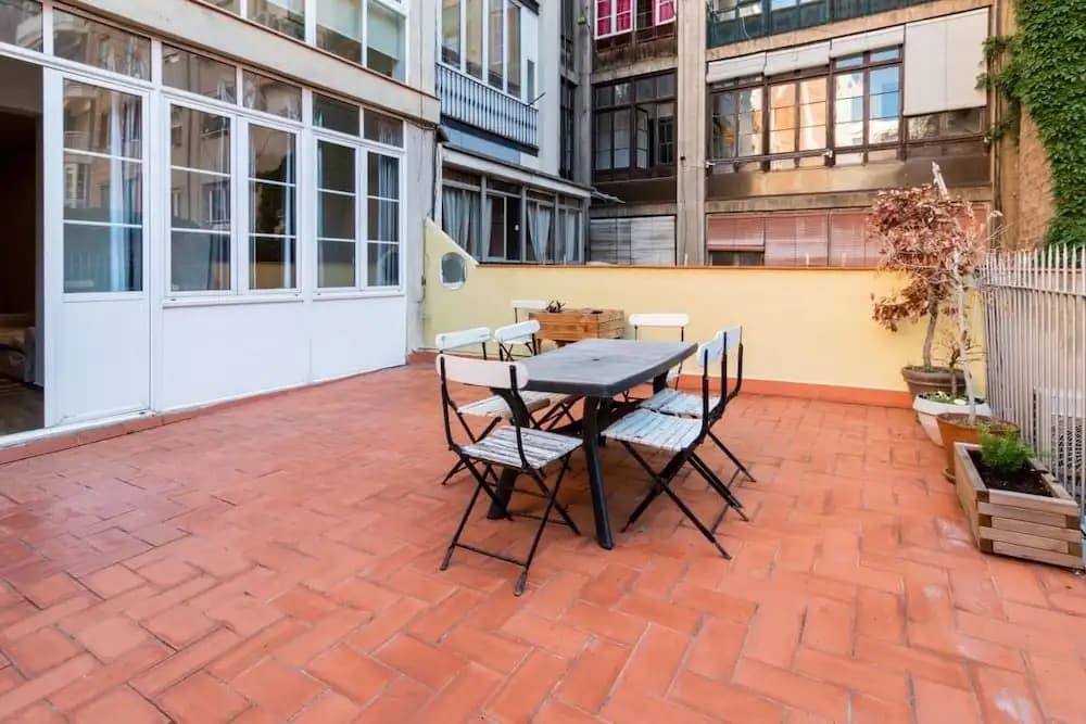 Cosy Comfortable 1 bed With Terrace in Eixample - photo 10