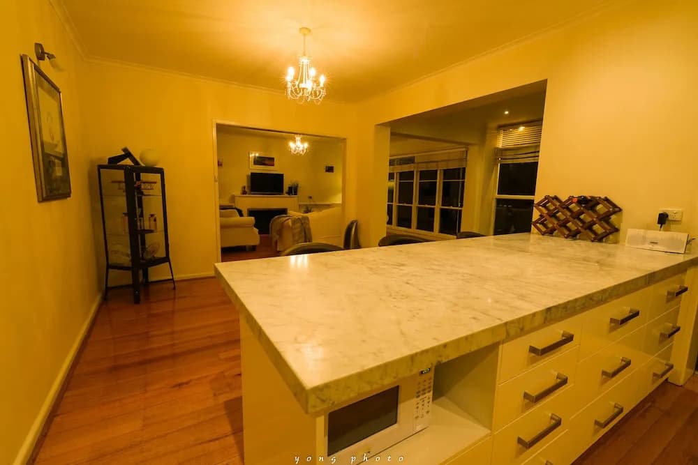 Inner Melbourne Luxury Holiday House - photo 20
