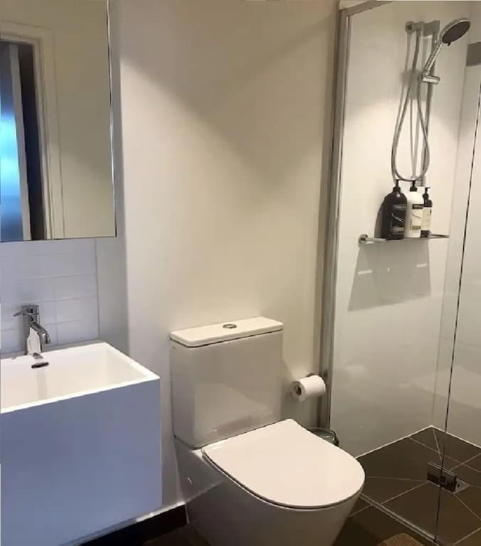 Southbank Platinum Tower Apartment - photo 10