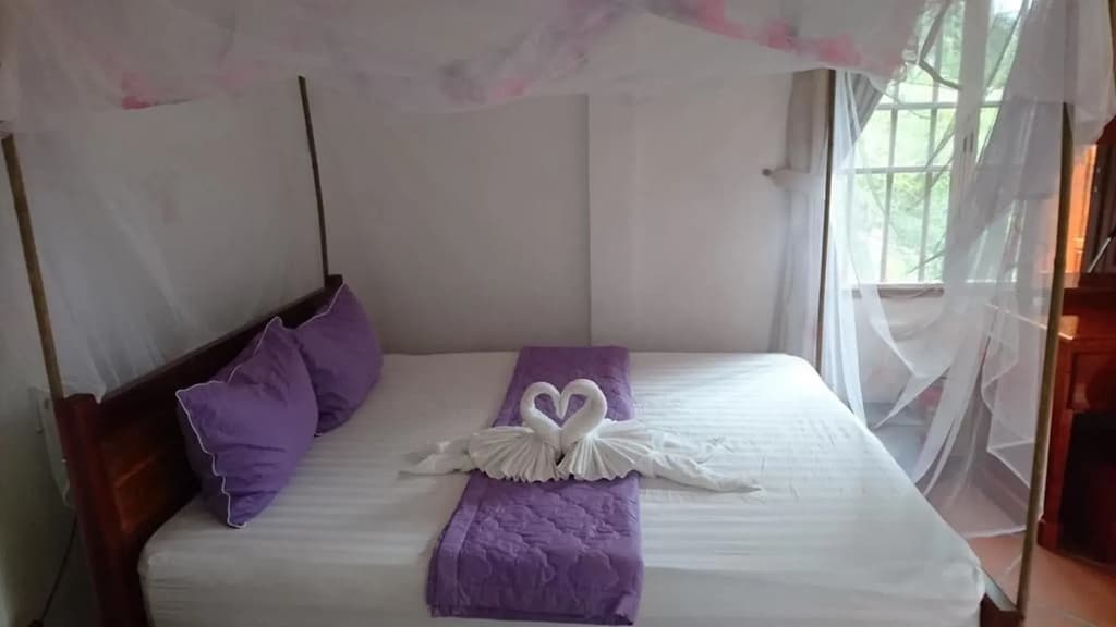 Orchard Fruit Farm Bungalow - photo 3