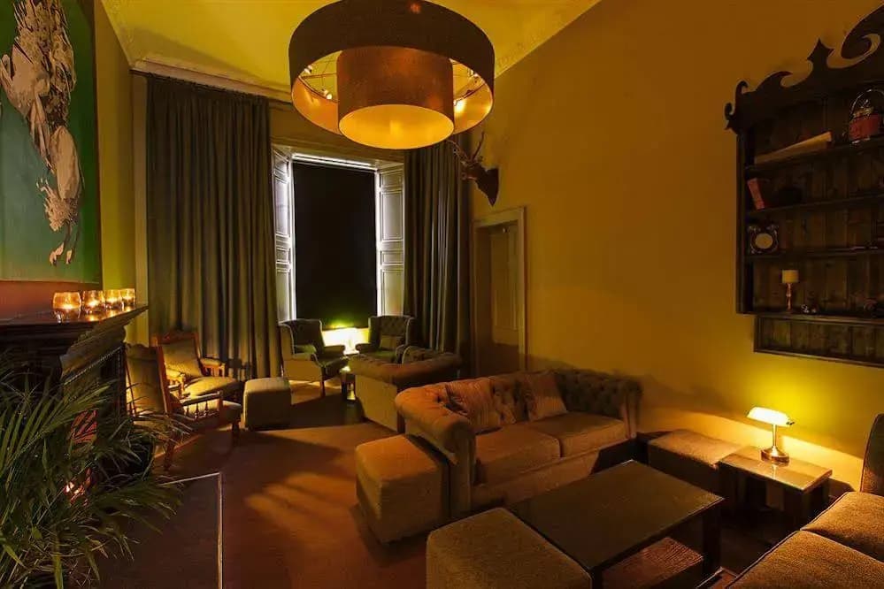 Rooms & Suites Picardy Place - photo 12