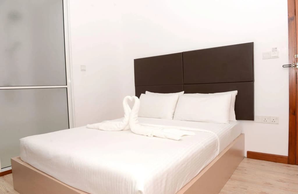 Express Inn - photo 4