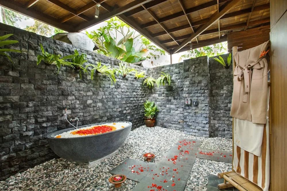 Ubud Raya Villa - photo 12
