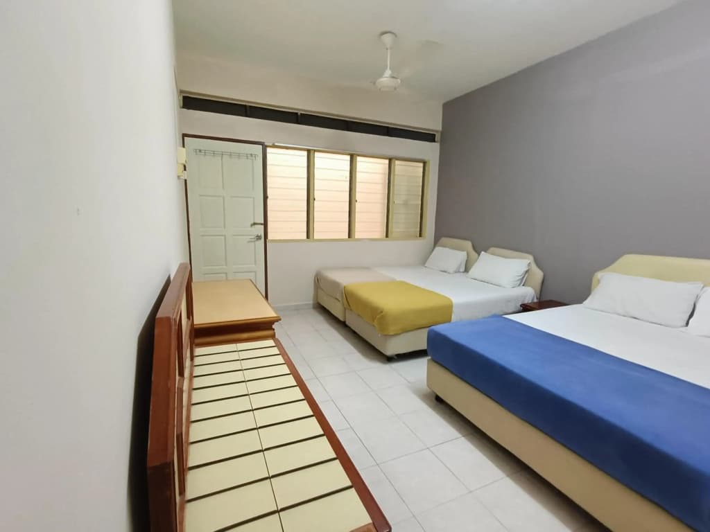 Kota Lodge Hotel - photo 14