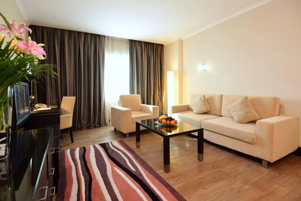 Holiday Villa Hotel And Residence City Centre Doha - photo 3