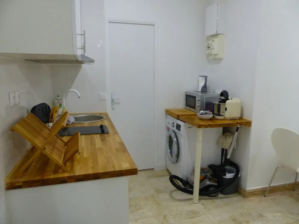 Rue Turgot Apartment - photo 8