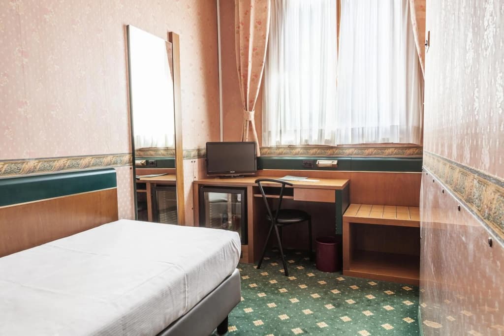 Hotel Des Etrangers - photo 29