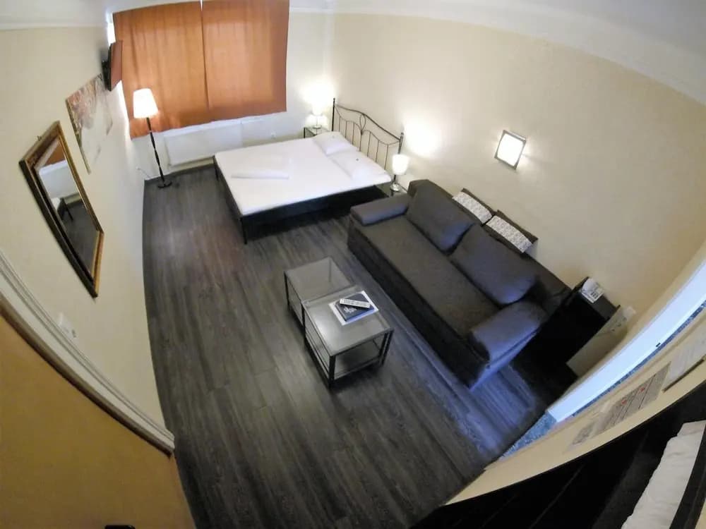 Hotel Goldene Spinne - photo 6