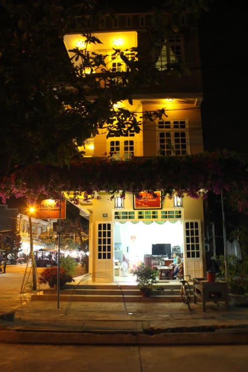 Moon's Homestay - photo 17