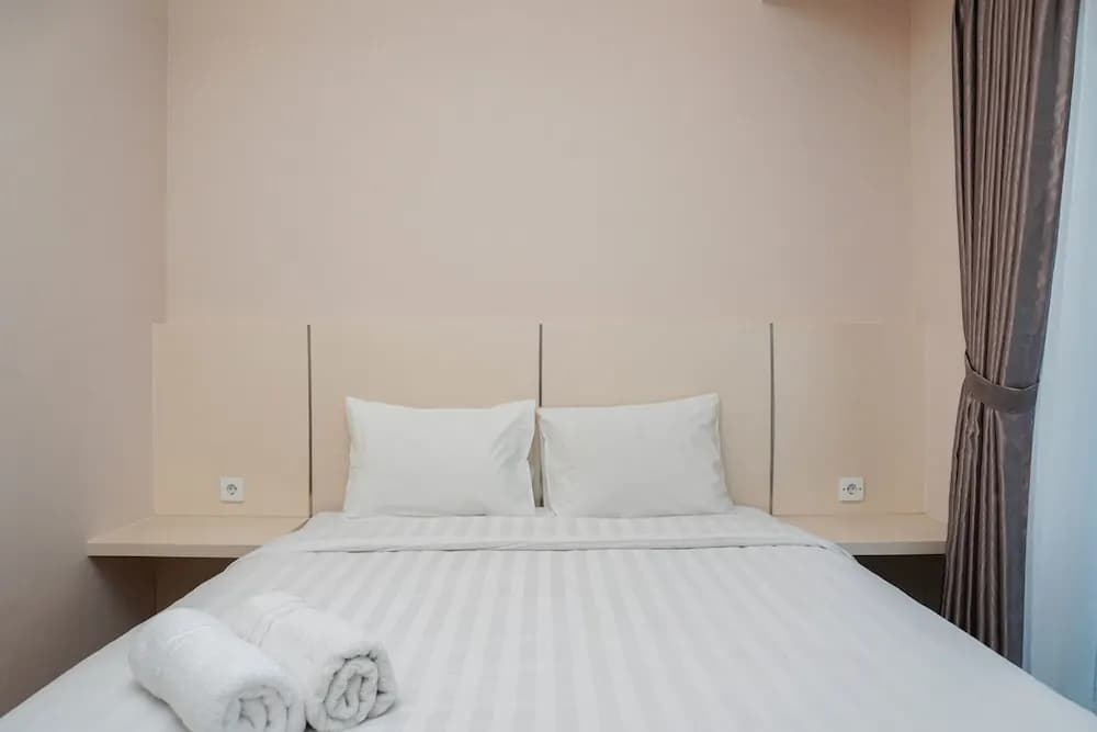 Modern 1BR Apartment at Puri Orchard - photo 5