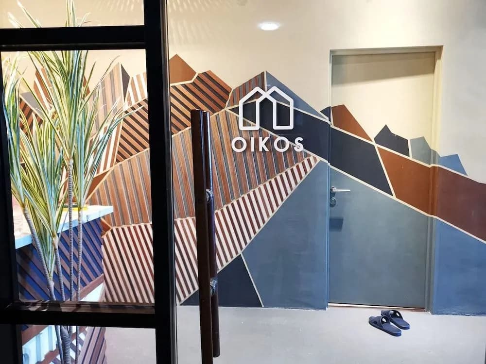 Oikos Poshtel - photo 10