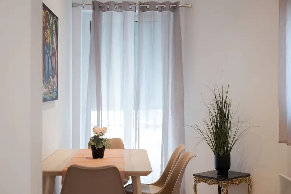 Athenian Hillside Residence - photo 14