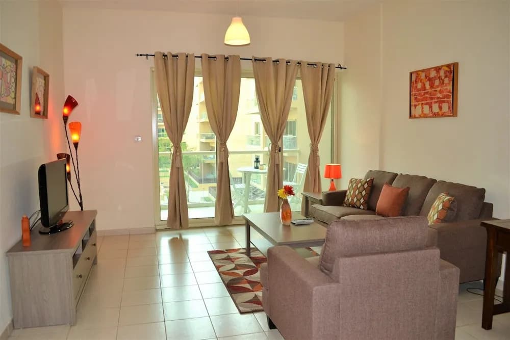 (Nickname Oasis) Spacious 1BR Apt. w/ terrace and pool view - photo 4