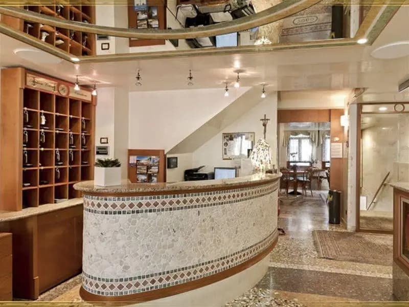 Hotel Moderno - photo 23