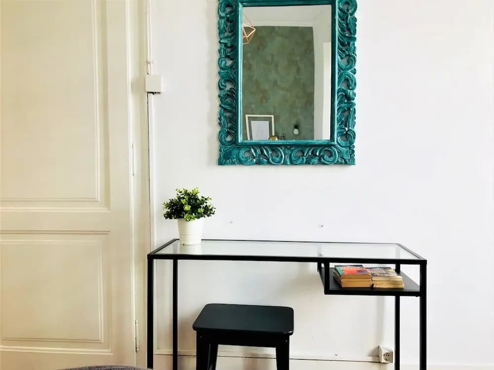 Charming Flat with Great Terrace, Best Location - photo 7