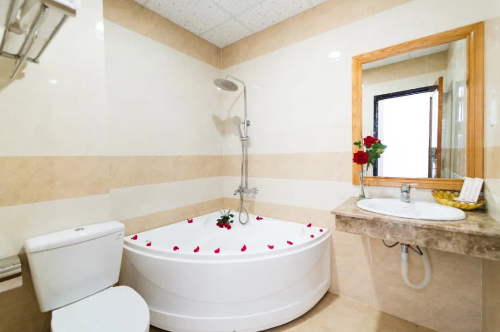 Quoc Thien Hotel Da Nang - photo 8