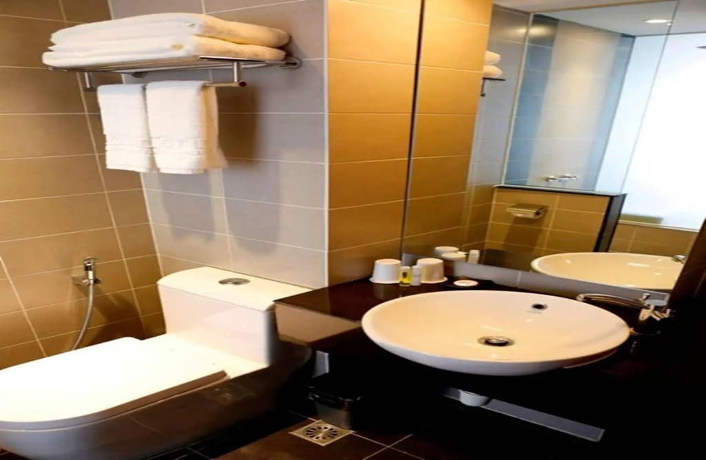 Lot 10 Boutique Hotel - photo 8